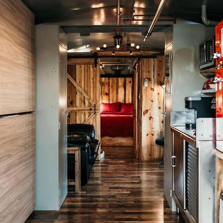 Bourbon Trail: Caboose On The Farm Villa Lawrenceburg ภายนอก รูปภาพ