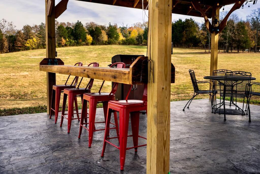 Bourbon Trail: Caboose On The Farm Villa Lawrenceburg ภายนอก รูปภาพ