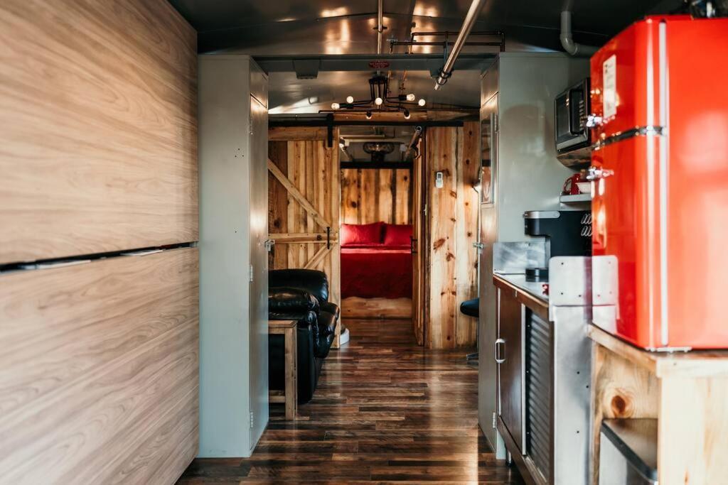 Bourbon Trail: Caboose On The Farm Villa Lawrenceburg ภายนอก รูปภาพ